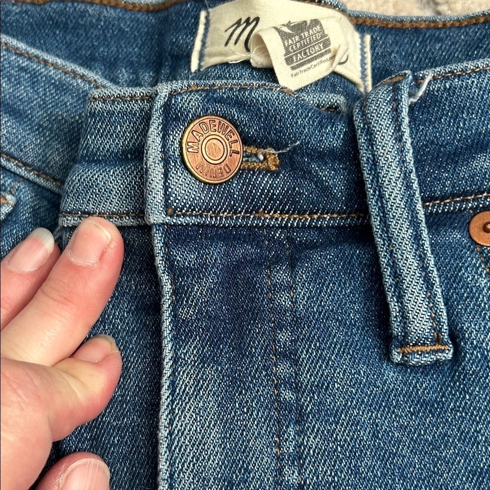 Madewell Women's Skinny Jeans in Deep Blue - Picture 9 of 10
